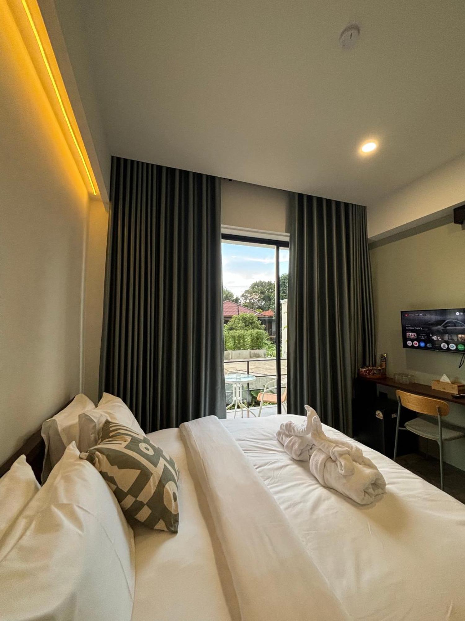The Episode Boutique Hotel Surat Thani Bagian luar foto