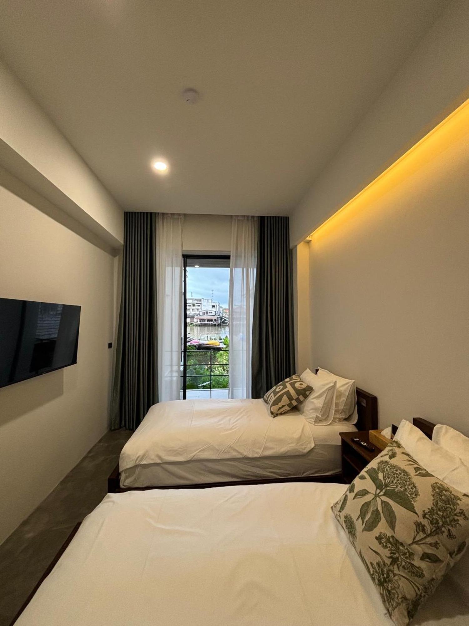 The Episode Boutique Hotel Surat Thani Bagian luar foto